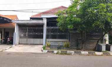 Rumah di Gayungsari Sby Strategis