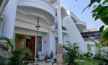 rumah di jalan mandar utama bintaro