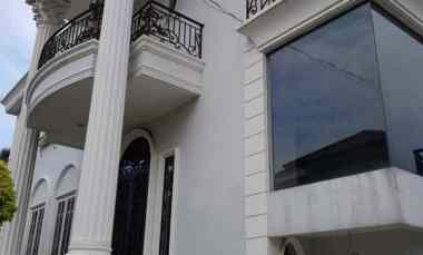 rumah di kelapa cengkir kelapa gading