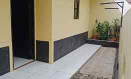 rumah di kontrakan bu hj entin