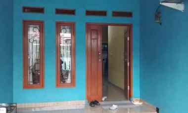 rumah di mustika sari