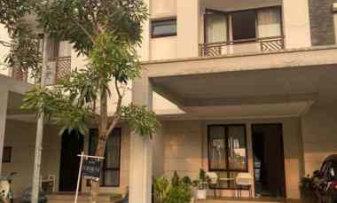 rumah di podomoro park bandung dekat club house