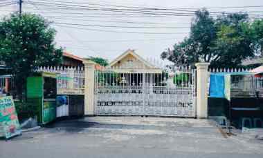 Rumah Dijual di Jalan Petemon Barat, Kelurahan Petemon, Kecamatan Sawahan, Surabaya Selatan