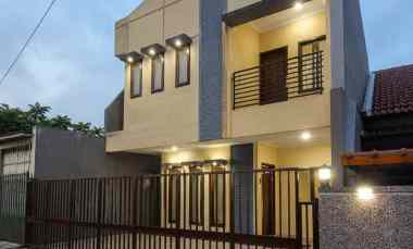 rumah disewakan di cawang