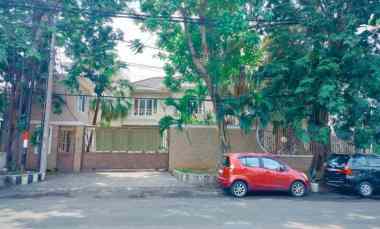 Rumah Disewakan di Tegalsari Surabaya Pusat