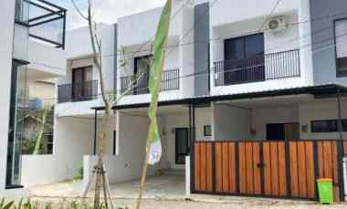 Rumah Dijual di Ciracas