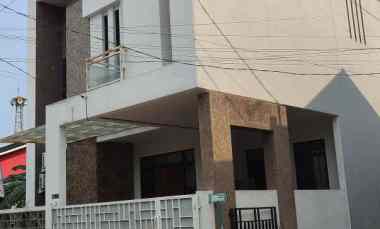 rumah dua lantai dijual bu pancoran mas depok