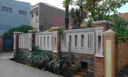 Rumah Terawat Luas Plus Kolam Renang di Duren Sawit Jakarta Timur