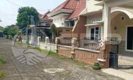 Rumah Cantik Minimalis 2 lantai Perum dekat UGM jl Palagan km 7