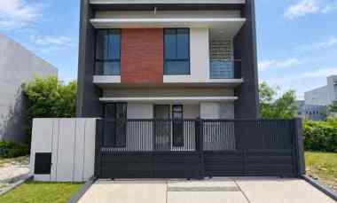 rumah florence pakuwon city strategis new carport 2