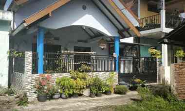 rumah full keramik siap huni