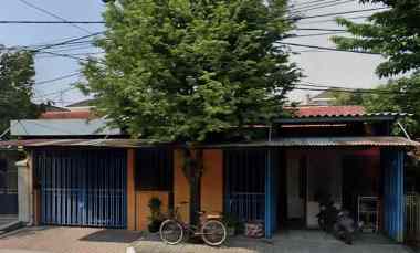 rumah gayungsari strategis