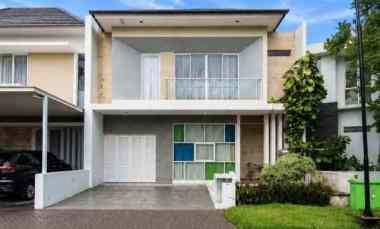 Rumah Greenwich, Royal Residence Strategis