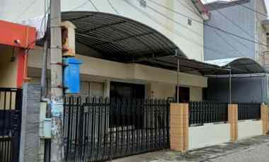 rumah gubeng kertajaya strategis