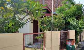 Rumah Halaman Luas di Perumnas Klender Jakarta Timur