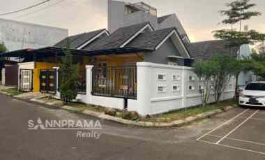 rumah hook bella casa depok tanah luas melin