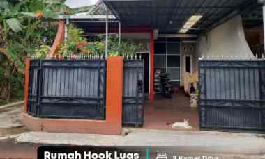 rumah hook luas di sidokarto jl godean km 8 sleman