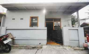 rumah hook perumnas 3 bekasi