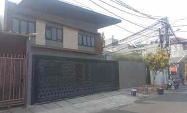 Rumah Hook Siap Huni di Kelapa Gading, Jakarta Utara
