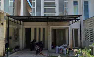 rumah imperial beach pakuwon city minimalis siap huni