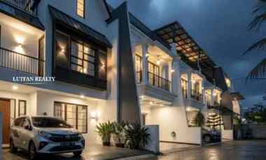 rumah jagakarsa farmhouse dalam cluster