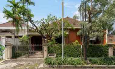 Rumah Jalan Diponegoro STRATEGIS, NOL Jalan RAYA