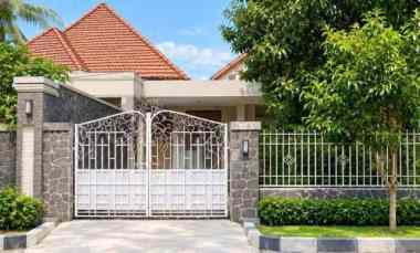 Rumah Jalan Doho Strategis