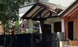 Rumah Dua Lantai Siap Huni di Sanggar Hurip Bandung