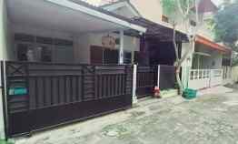 Rumah Dijual di Jalan Taman Purwomartani Elok
