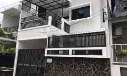 Rumah Baru Siap Huni di Rawamangun Jakarta Timur