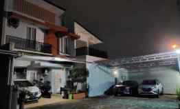 Rumah Mewah Nuansa Villa di Cluster Jagakarsa Jakarta Selatan