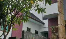 Rumah Mewah 3lt dalam Town House di Jati Padang Jakarta Selatan