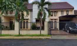 Rumah Mewah dalam Komplek di Limo Cinere dekat ke Toll
