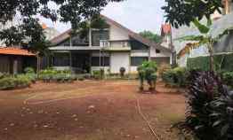 Rumah Second dengan Tanah Luas dan Lokasi Strategis di Mampang Jaksel