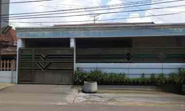 rumah jl patmosusastro strategis