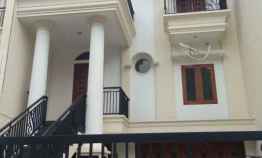 Rumah Mewah 3lt di Pejaten Timur Jakarta Selatan