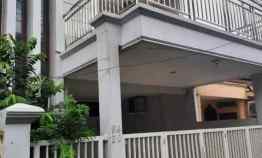 Rumah dalam Komplek di Pondok Kelapa Jakarta Timur