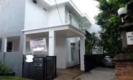 rumah jl putri tunggal