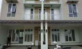 Rumah Cantik 2 Lantai Siap Huni di Serpong Puspitek