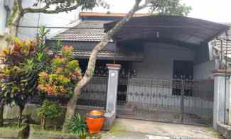 Rumah Jln Mayjen Sungkono Malang