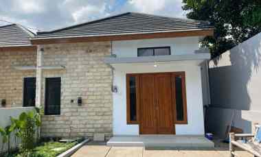 rumah jogja alodia sidoarum