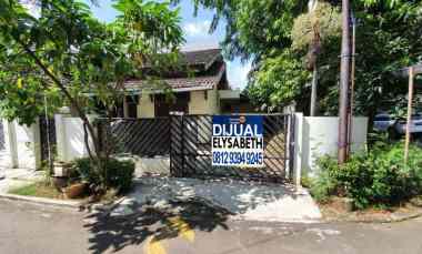 rumah kelapa nias