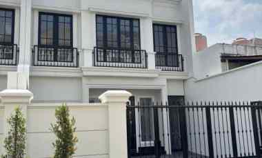 rumah klasik mewah di cempaka putih jakarta pusat