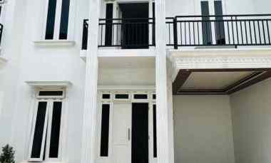 rumah klasik modern siap huni di ciputat tangsel