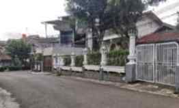Rumah Dijual Besar Komplek Bumi Asri Padasuka Kota Bandung