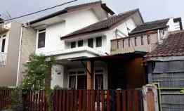 Rumah Cantik Menarik di Bumi Asri Bandung