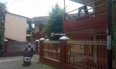 rumah kost belakang r s islam dinoyo dijual cepat