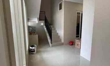 rumah kost free furnish lokasi dinoyo malang