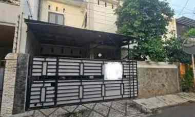 rumah kost kosan mewah 15 kamar di rawamangun