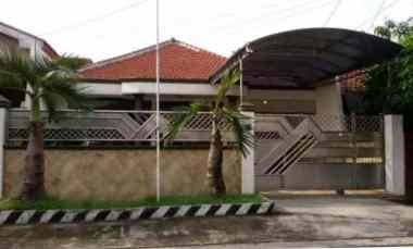 rumah kutisari surabaya row jalan 2 5 mobil